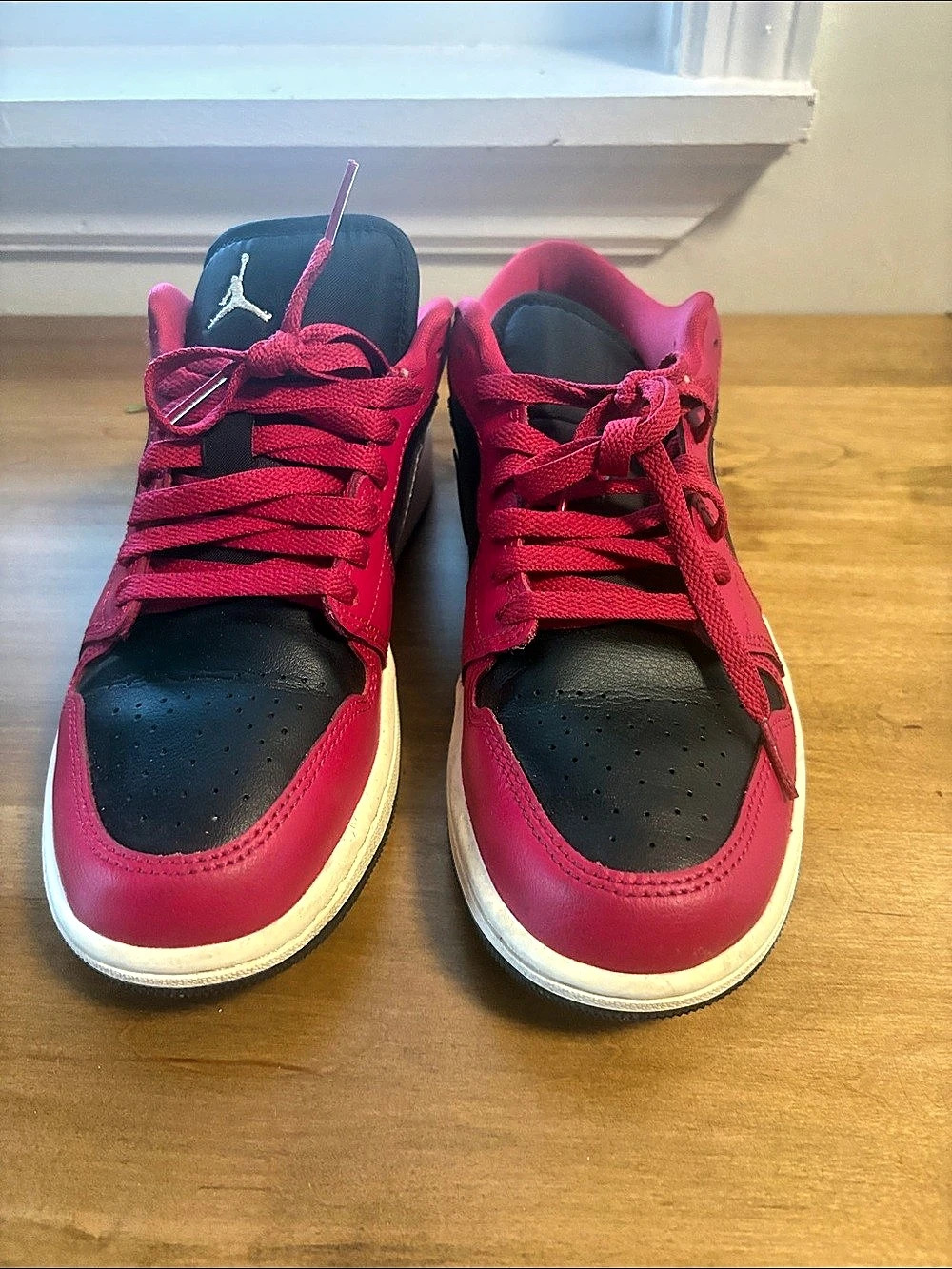 Jordan Air Jordan 1 Low SE 'Black Active Fuchsia' Sneakers